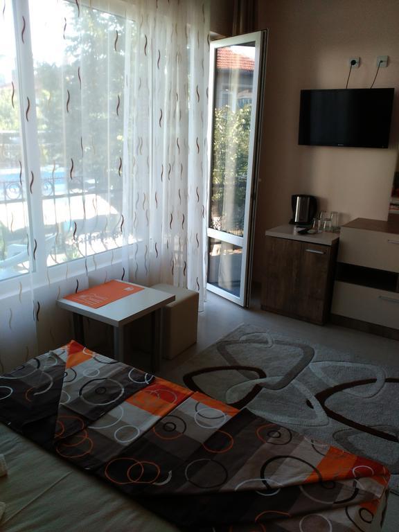 Fits Guest House Primorszko Kültér fotó