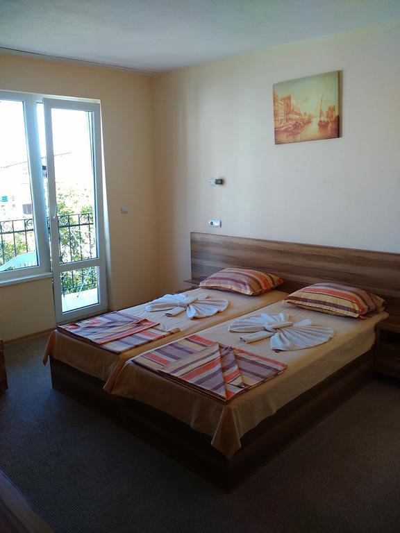 Fits Guest House Primorszko Kültér fotó